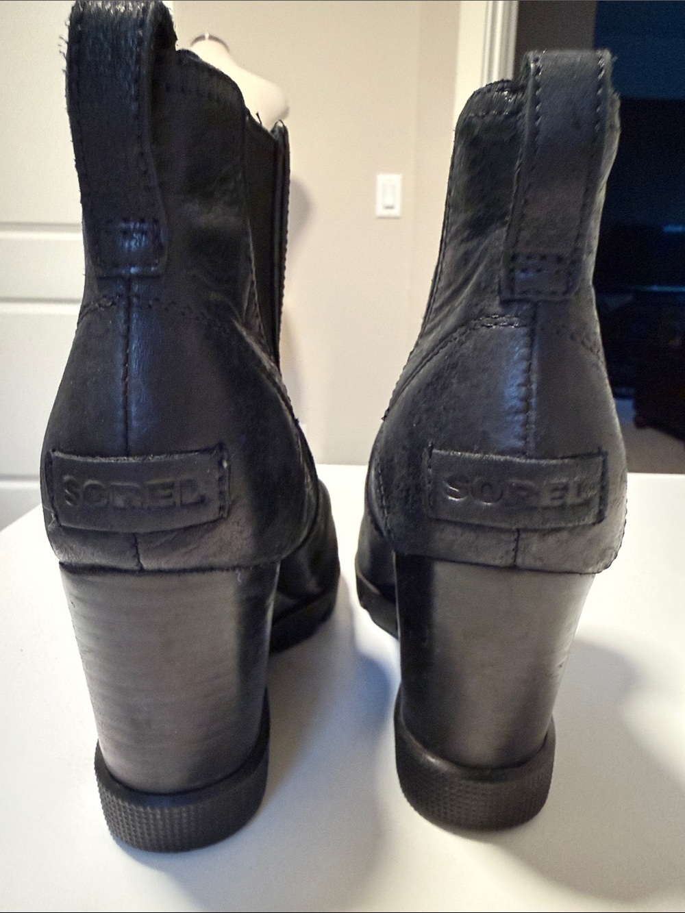 Sorel Joan of Arctic Black Wedge Chelsea Bootie sz 7 - Picture 5 of 6